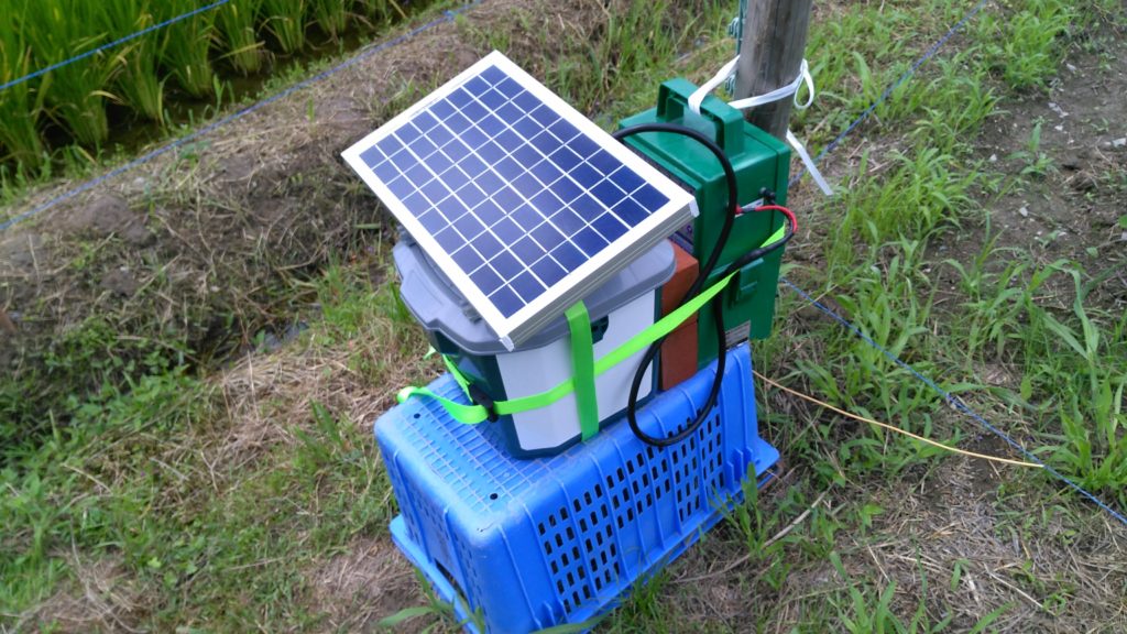 20W ソーラー充電 電気柵用 20Ah バッテリー セット 防水 ディープサイクルバッテリー 12V 外部機器接続 イノシシ 害獣対策 - 1