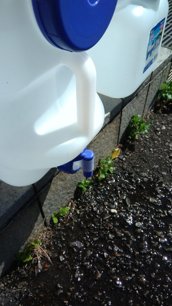 防災！水道が断水した時のために・・ペットボトルの備蓄は重要だけど、必要な水は飲み水だけじゃない！水をためるタンクを買っておきましょう！ |  山猫の雑記ブログ